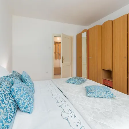 Apartman Buco Appartamento Pola